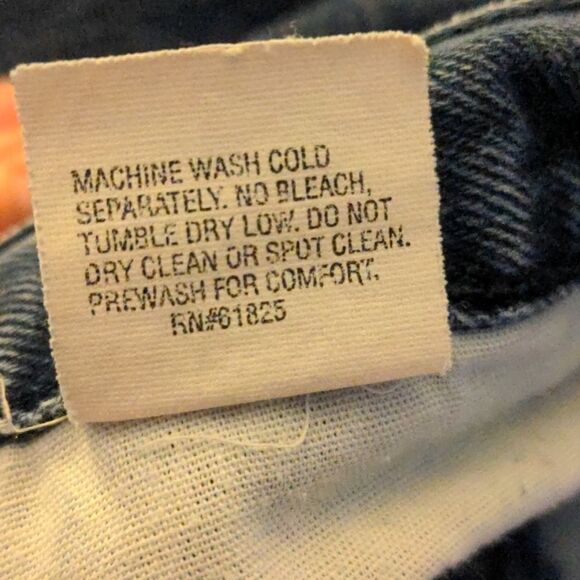 🤩 Vintage Jean shorts 🤩 2 for $20 - Picture 8 of 9